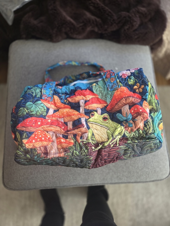 Quilted Frog & Mushroom Travel Duffle Bag - Blue/Green - Picture 3 of 3